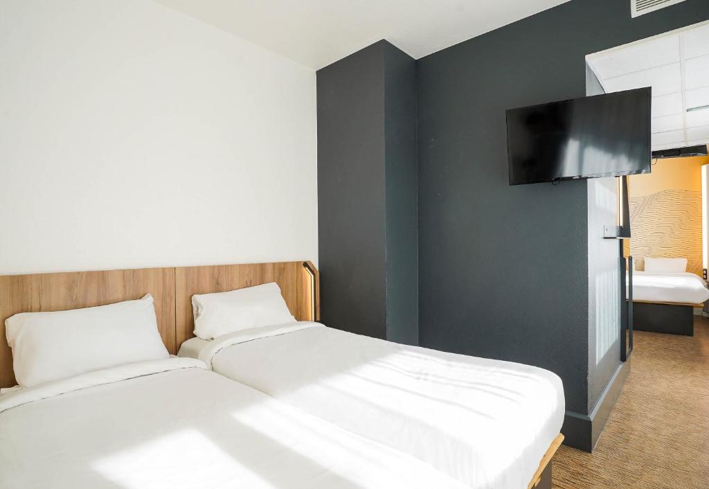 B&B HOTEL Marseille Centre La Joliette - Resim 35