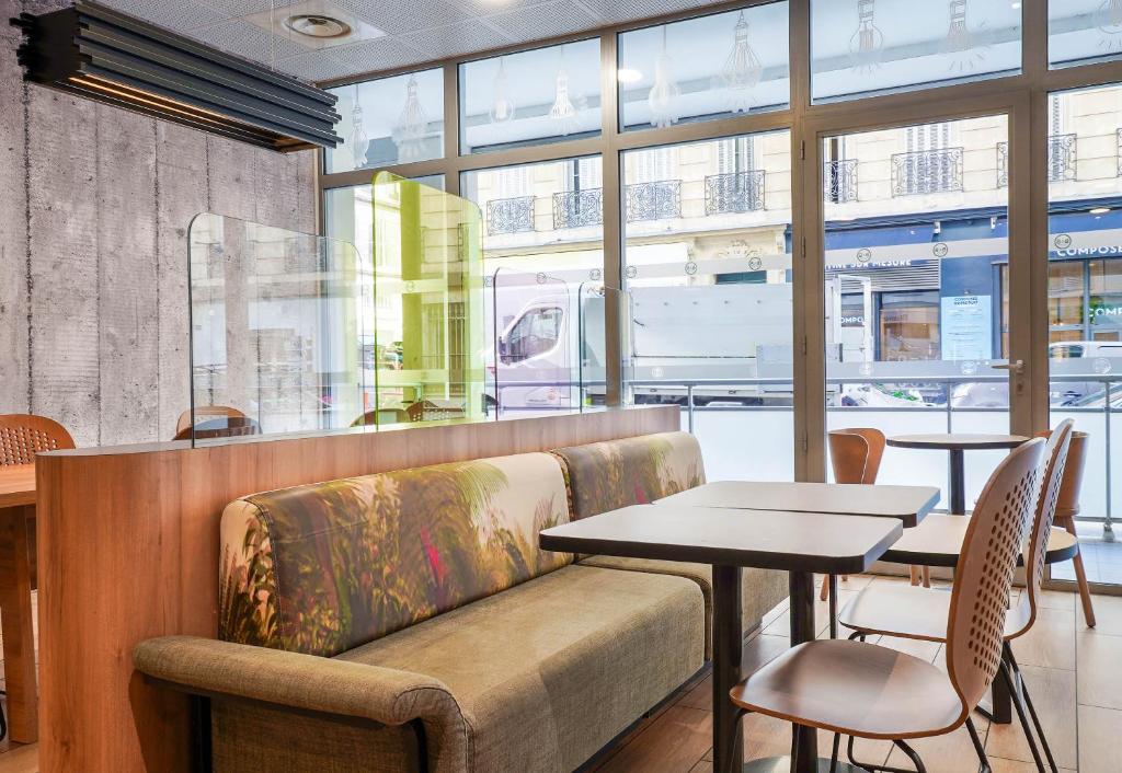 B&B HOTEL Marseille Centre La Joliette - Resim 42