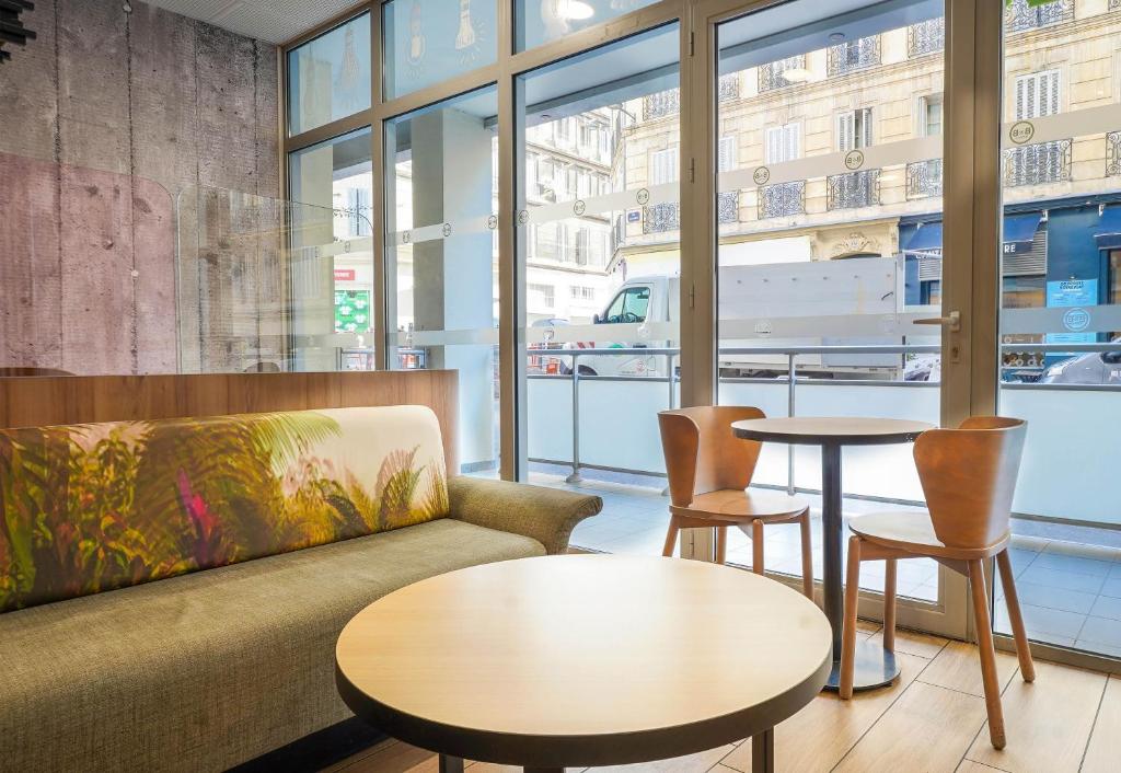 B&B HOTEL Marseille Centre La Joliette - Resim 43