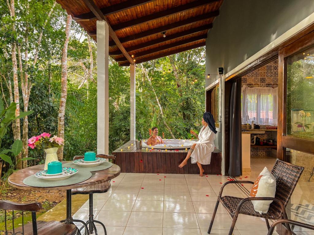 Κήπος έξω από το Chalés Pura Vida