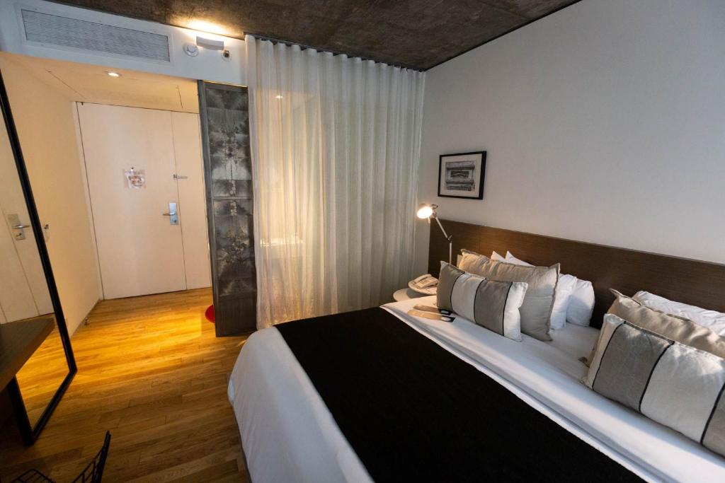 Anselmo Buenos Aires, Curio Collection by Hilton - Queen Room