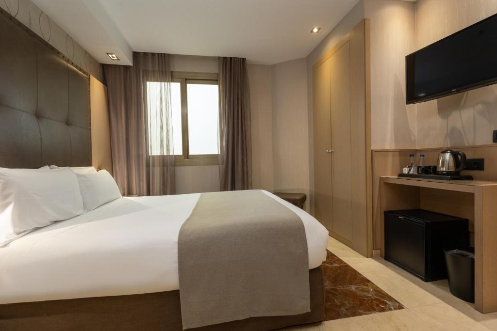 Gran Hotel Barcino - Resim 19