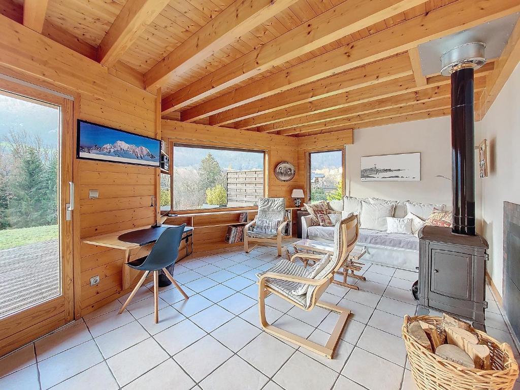 Posezení v ubytování CHALET WIFI - LE BIOT - 8 PERSONNES - CHALET MORAND