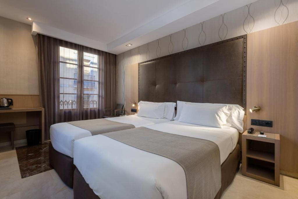 Gran Hotel Barcino - Resim 26