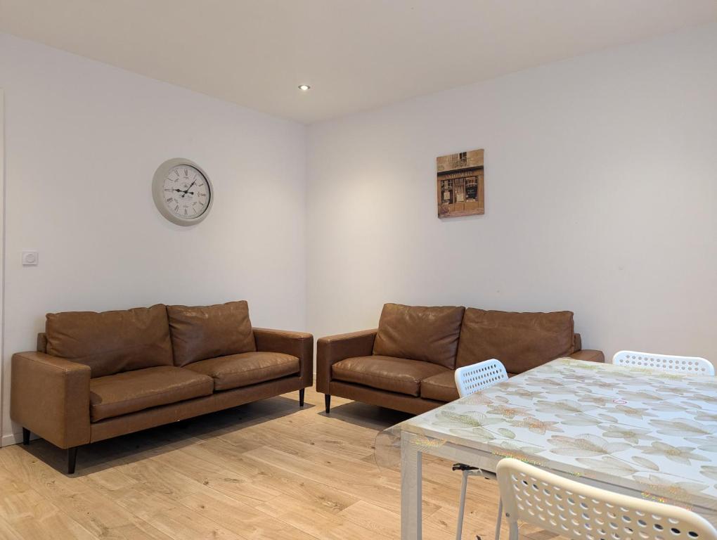 Le Vauban - appartement 2 chambres, salon, cuisine équipée, parking et wifi gratuit – photo 17