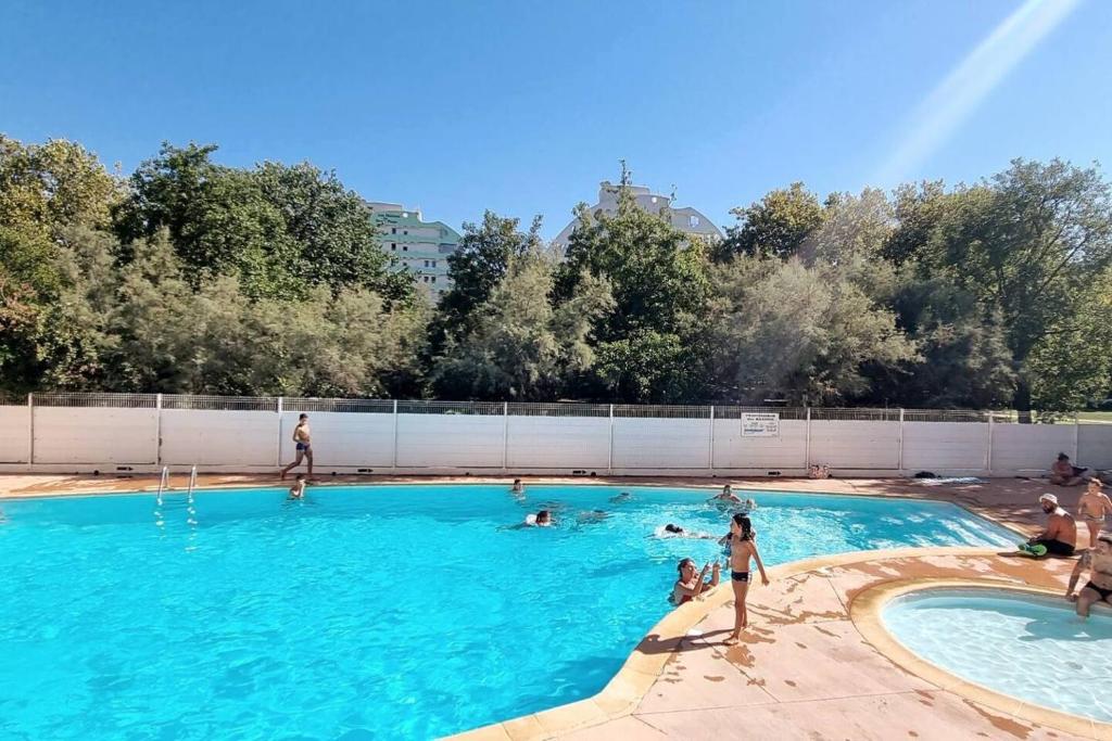 COSY APPART LE COUCHANT 4 Pers - CLIM, BALCON,PISCINE,PLAGE 5 MIN, LA GRANDE MOTTE