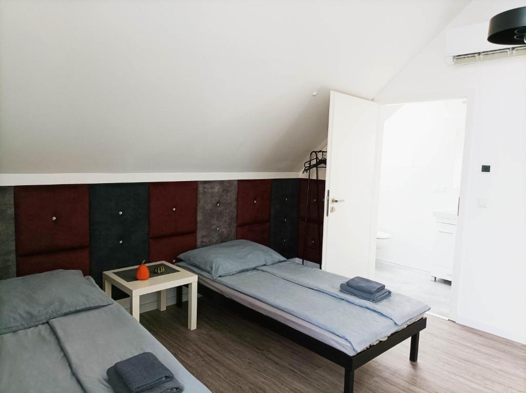 Pokoje Pod Pałacem - Deluxe Tweepersoonskamer Met Douche