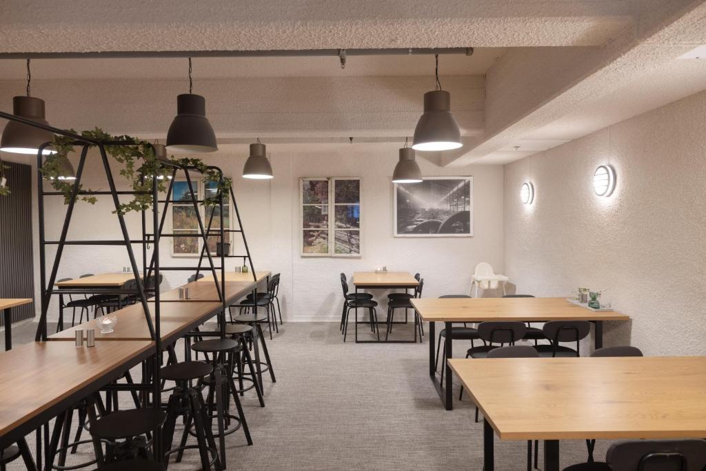 Restaurace v ubytování Hotell Valsaren