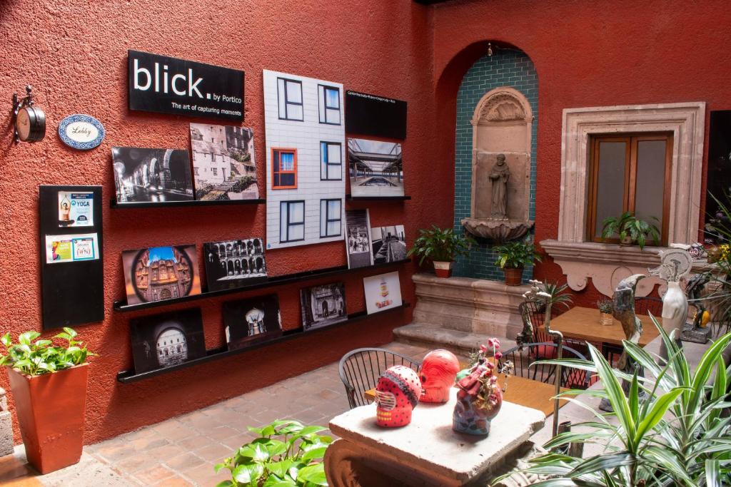 Posezení v ubytování Pórtico Hotel & Galería