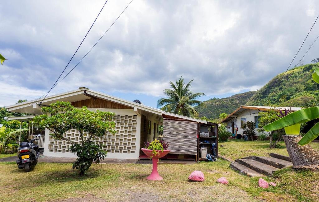 Zahrada ubytování Pension TE MITI - PLAGE-BEACH 200m - Mahana Parc & Vaiava Beach pk18 - B&B CHAMBRES ou DORTOIR