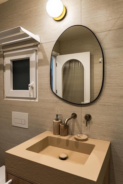 Travi Boutique By Holi - 18