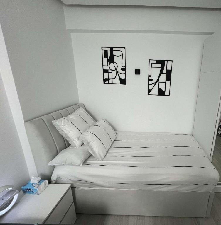 Posezení v ubytování Cozy Shared Studio in Heart of Zamalek