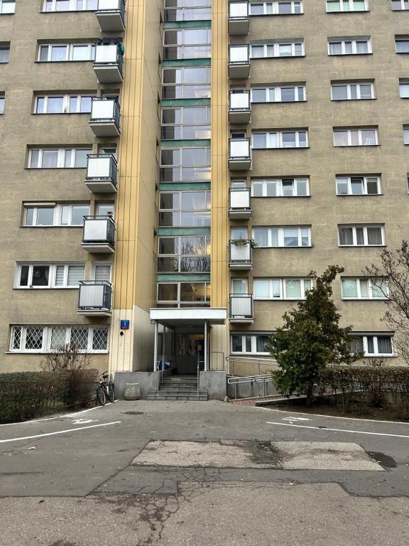 Budynek, w którym mieści się apartament