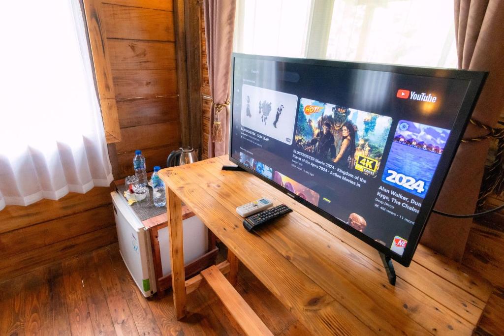 TV a/nebo společenská místnost v ubytování Doni House & Villas