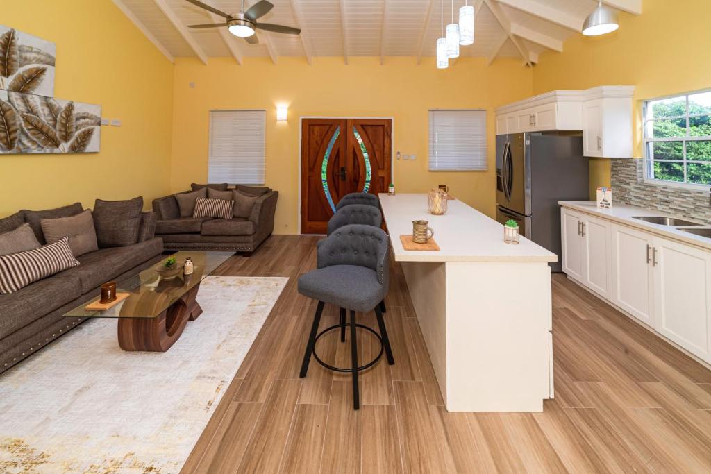 Kuchyň nebo kuchyňský kout v ubytování Zaydens Place