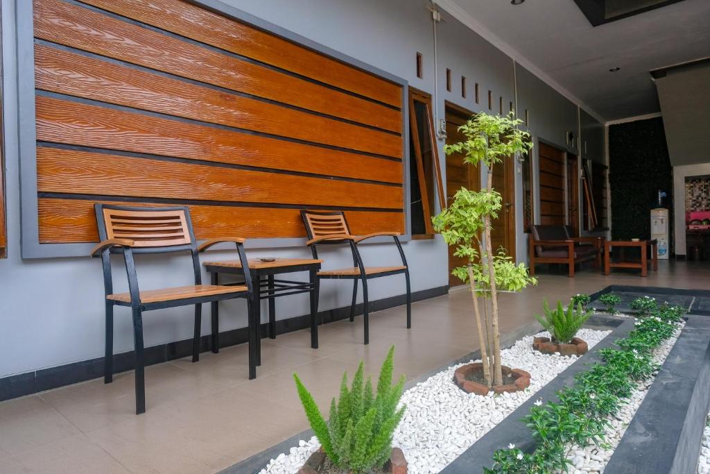Fotografie z fotogalerie ubytování Al Abror Homestay Mandala Krida Mitra RedDoorz v destinaci Yogyakarta