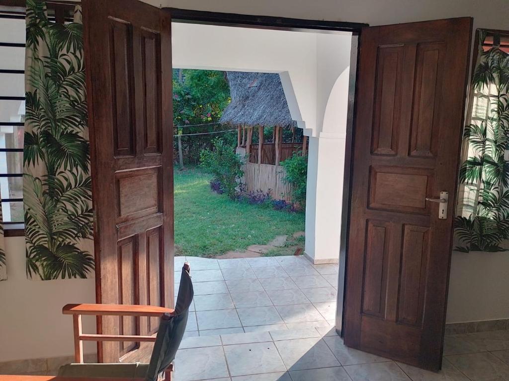 Gallery image of The French mans house in Ukunda Airport