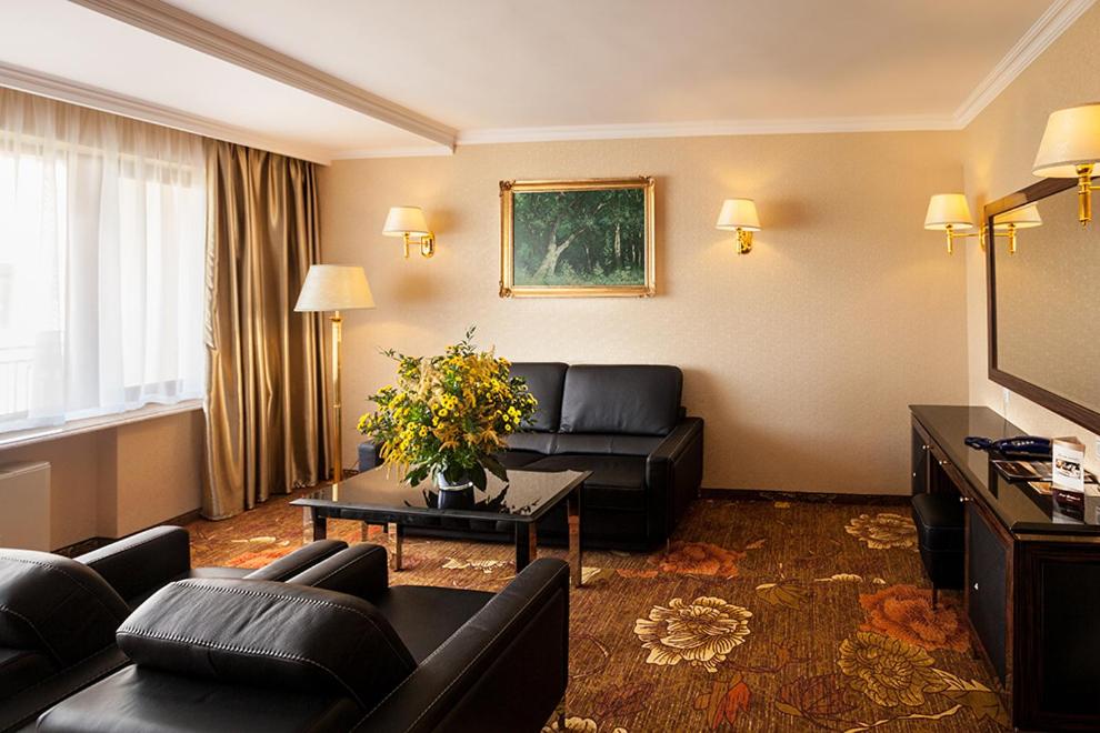 Posedenie v ubytovaní Hotel Gołębiewski Mikołajki
