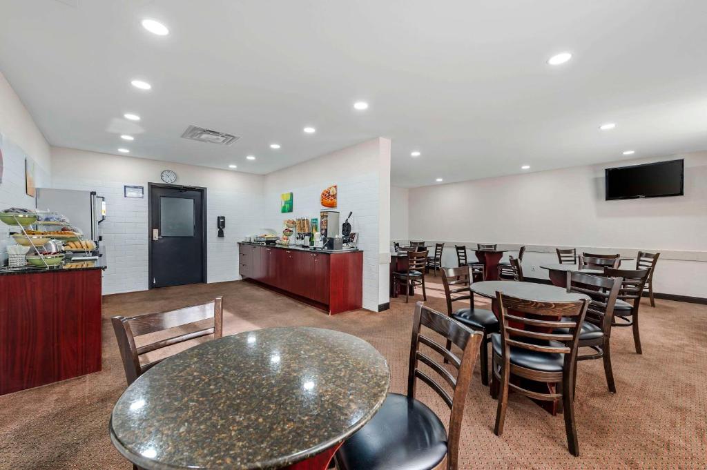 Quality Inn - Resim 40