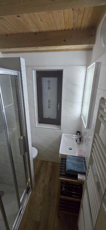 Kúpeľňa v ubytovaní Kuća za odmor Curl