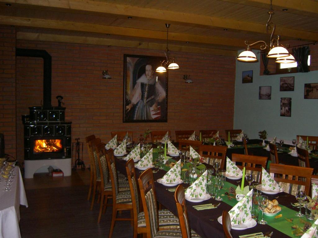 Restaurace v ubytování Pivnička pod Čachtickým hradom