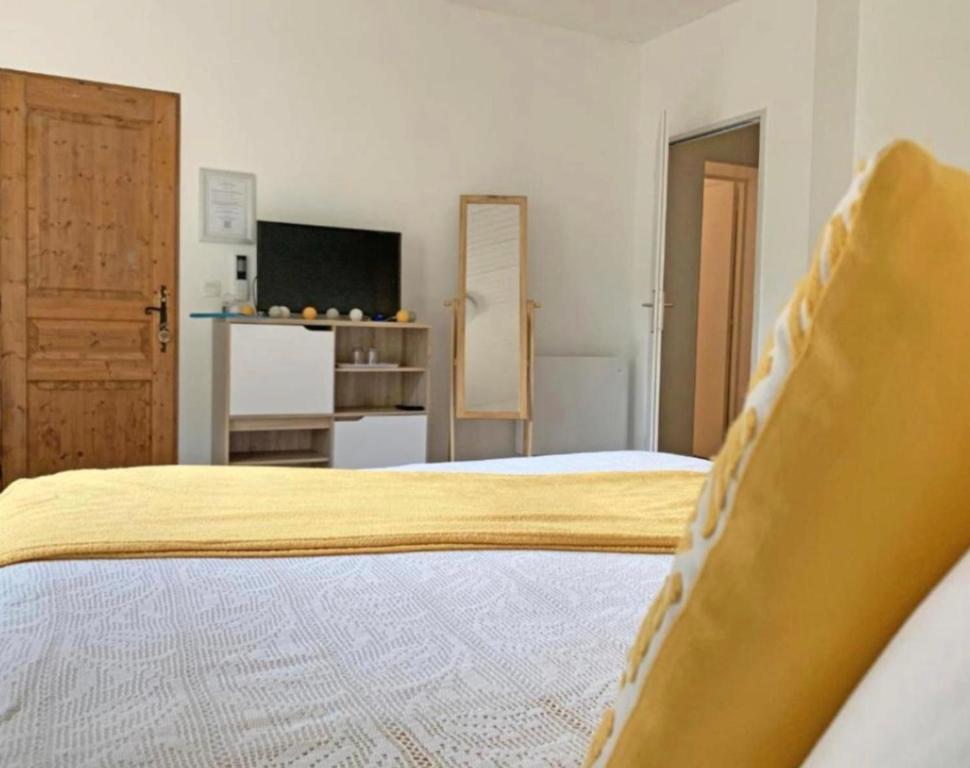 Kuchyň nebo kuchyňský kout v ubytování Les Tables Aux Vaches Raviège