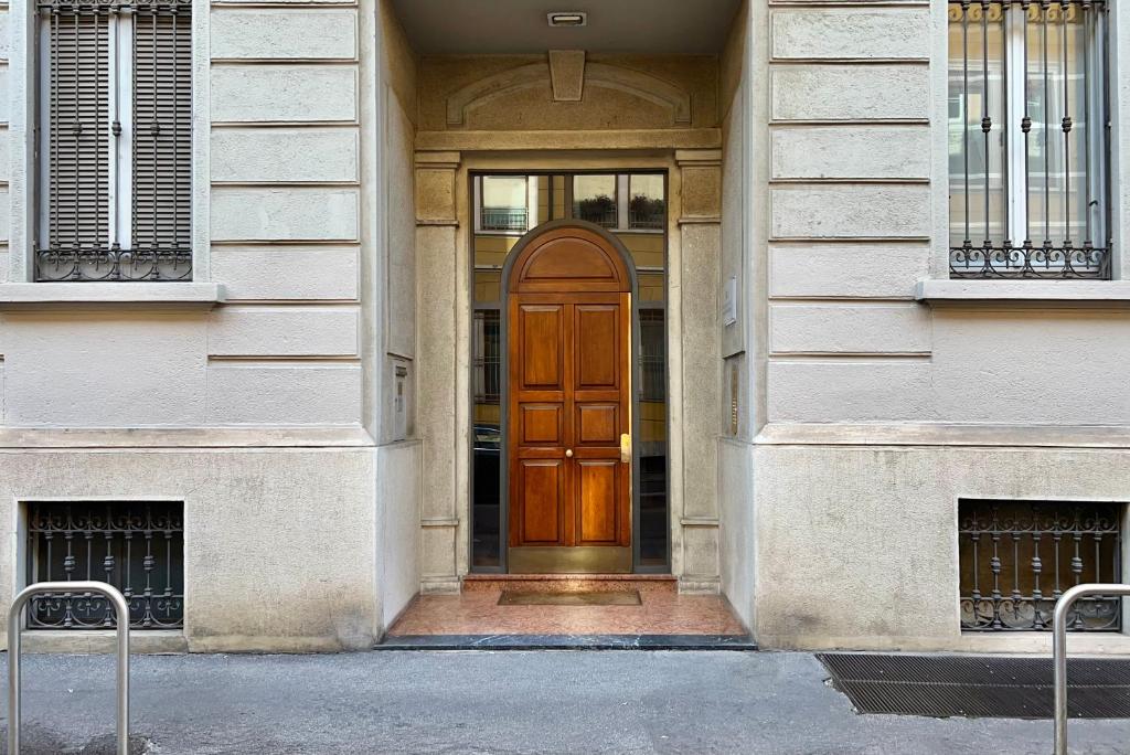 Private Apartment near Duomo - M4 Santa Sofia