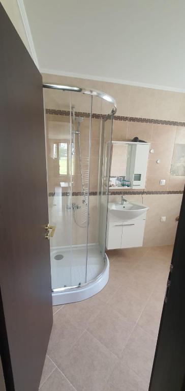 Koupelna v ubytování GONDOLA APARTMENTS BANSKO - SUVOROV VIP Complex