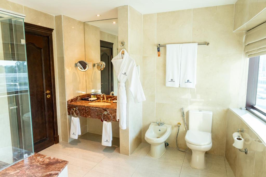 Majestic Cove Hotel - Formerly Le Méridien Fairway - Resim 26