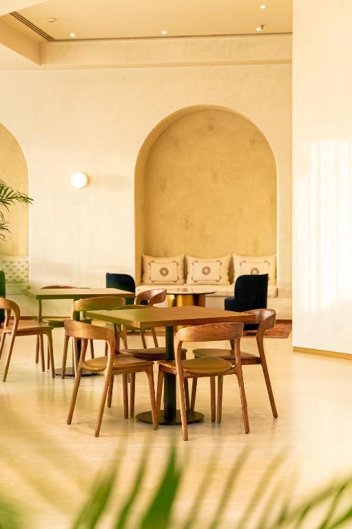 Majestic Cove Hotel - Formerly Le Méridien Fairway - Resim 21