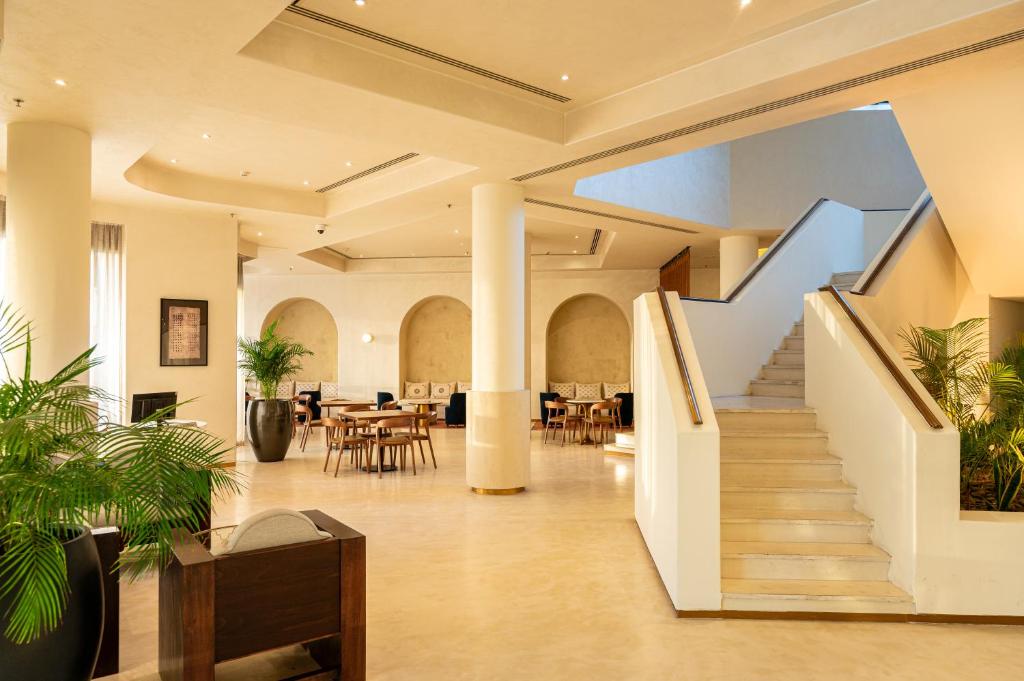 Majestic Cove Hotel - Formerly Le Méridien Fairway - Resim 30