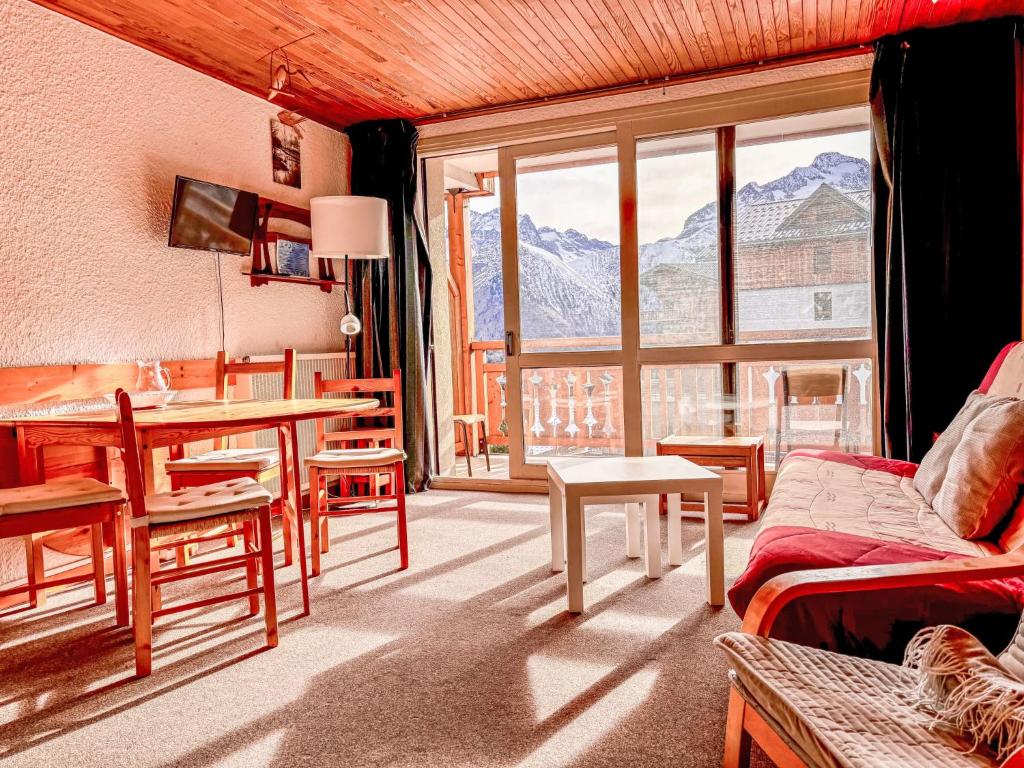 Nespecifikovaný výhled na hory nebo výhled na hory při pohledu z apartmánu