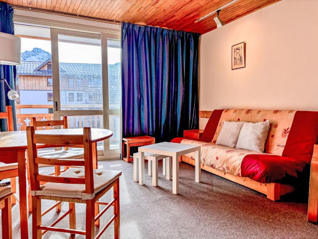 Posezení v ubytování Apartment Le Super Venosc by Interhome