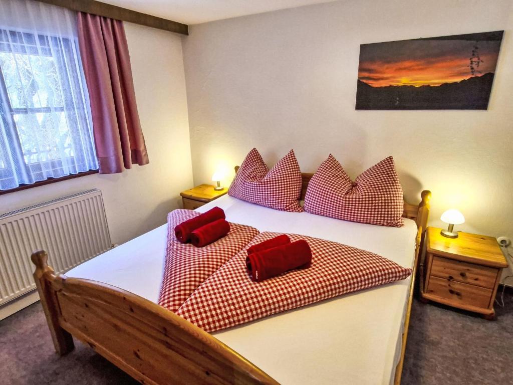 Posteľ alebo postele v izbe v ubytovaní Apartment Haflingerhof Enzian by Interhome