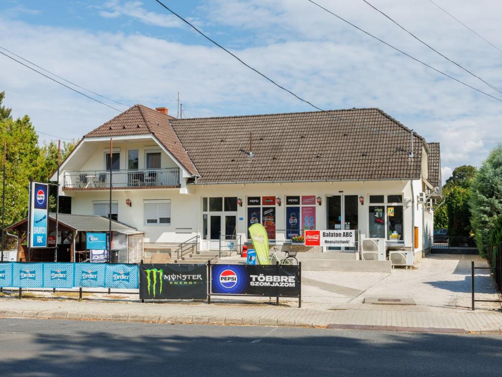 Budova, v ktorej sa apartmán nachádza