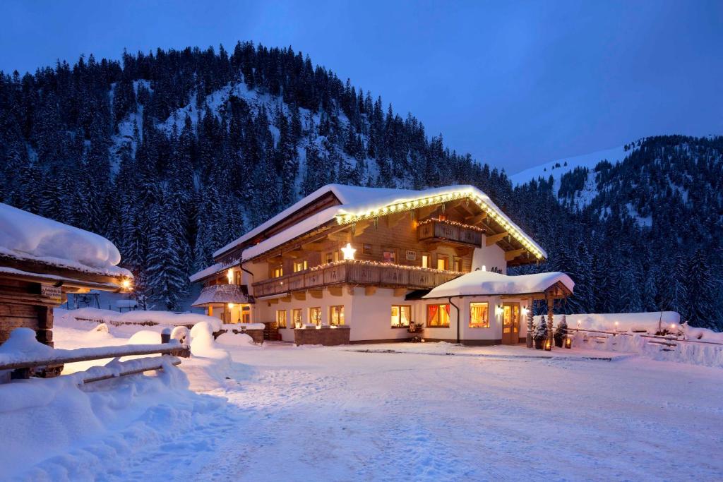 Alpengasthof Gern Alm v zimě