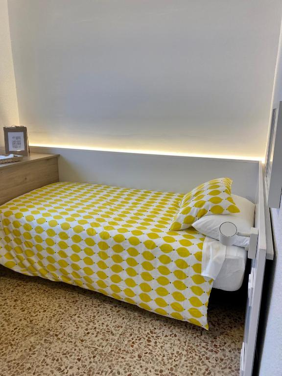 Postel nebo postele na pokoji v ubytování Guest House Espinardo