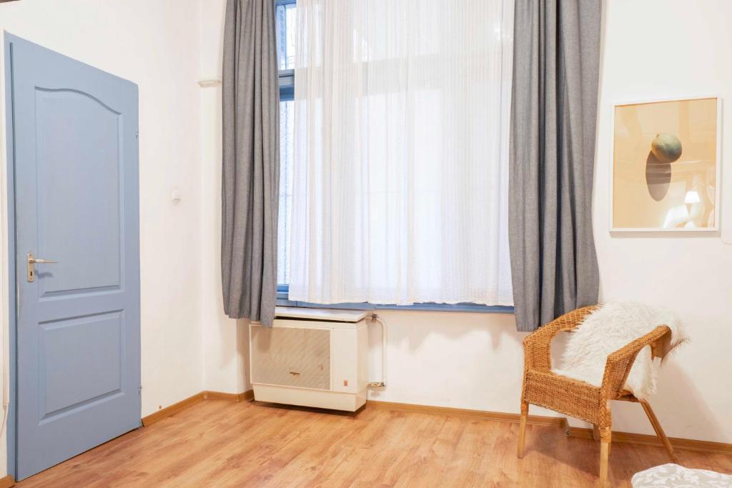 Kúpeľňa v ubytovaní Quiet Cozy Apartment in Party Street e1