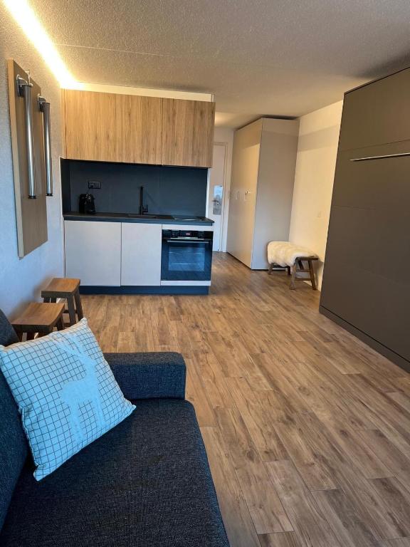 Studio élégant rénové avec vue à Anzère 주방 또는 간이 주방