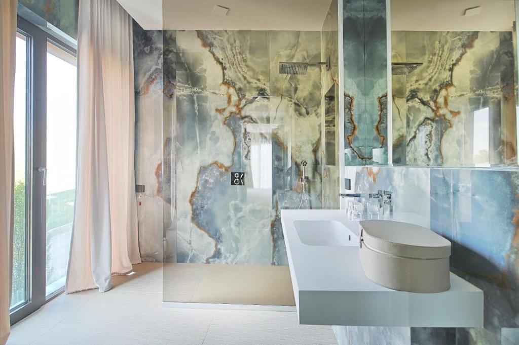 Posezení v ubytování ISSA Resort