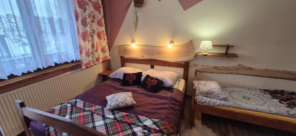 Gospodarstwo Agroturystyczne u Ani - Family Room With Mountain View