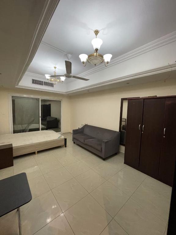 Lavish Room with family environment - Appartement D'une Chambre