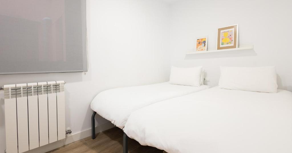 Stay U-nique Apartments Fabra i Puig - Two-Bedroom Apartment