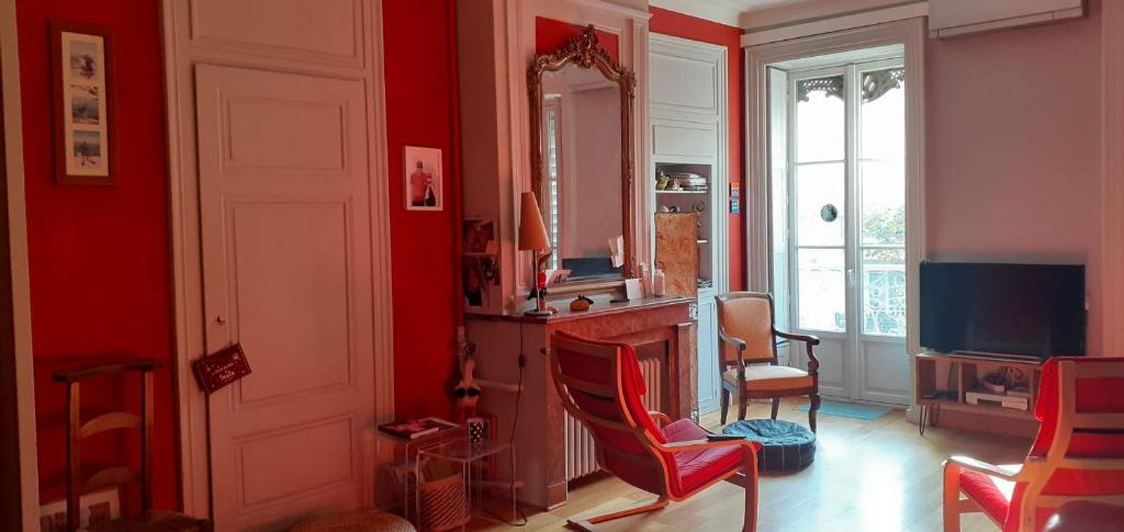 Photo de la galerie de l'établissement Modern T3 with air conditioning near downtown, à Lyon