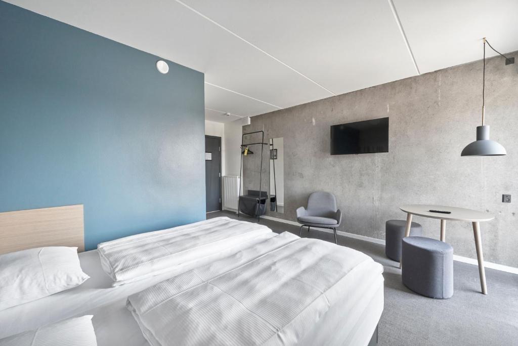 
Standard Double Room with King Bed
