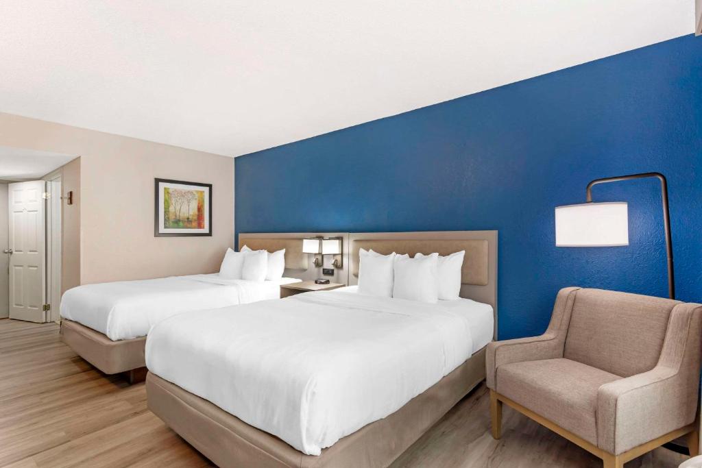 Comfort Inn Alpharetta-Atlanta North - Queen Room Met Twee Queensize Bedden - Niet -roken