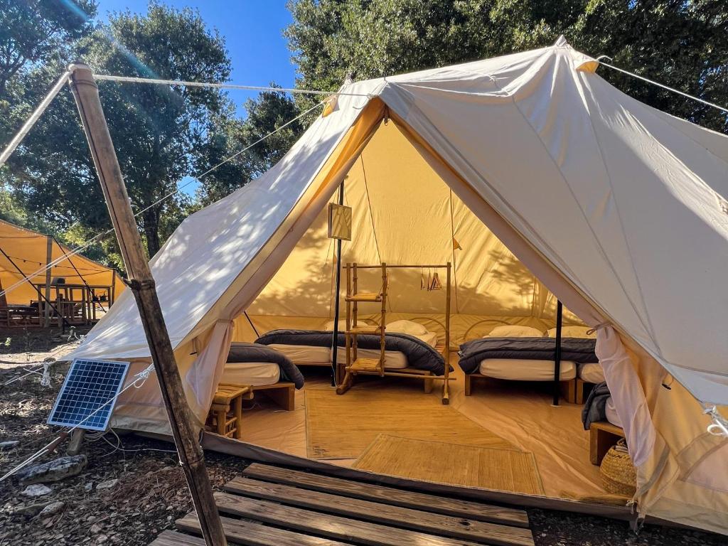 Fotografie z fotogalerie ubytování Lodg'ing Nature Camp Dordogne v destinaci Lacave