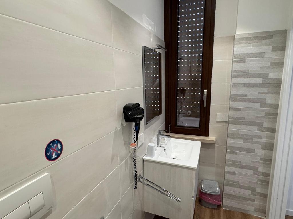 A bathroom at La Vecchia Stazione B&B