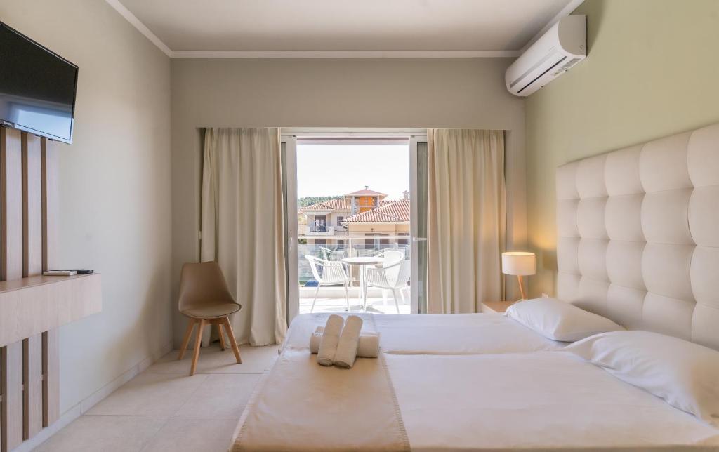 Siviris Golden Beach - Amplia De Doble O Gemela