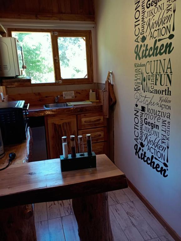 Cucina o angolo cottura di Cabañas monoambiente La Generosa LP